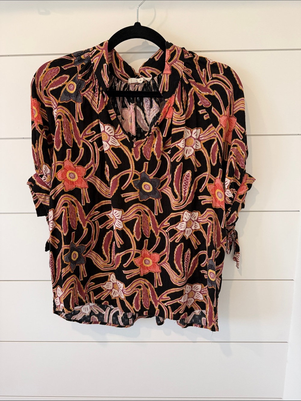 Christian Siriano Black Floral Tie-Sleeve V-Neck Blouse
